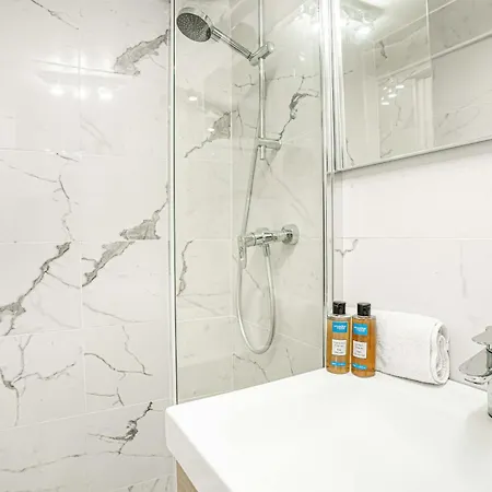 03 - Faubourg Bail Mobilite * Paris