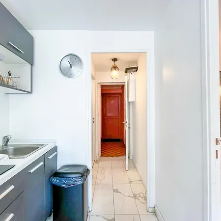 03 - Faubourg Bail Mobilite Lejlighed *